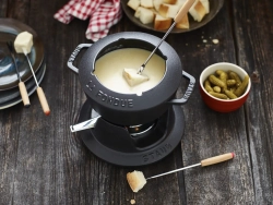 STAUB Набор для фондю 18 см красный