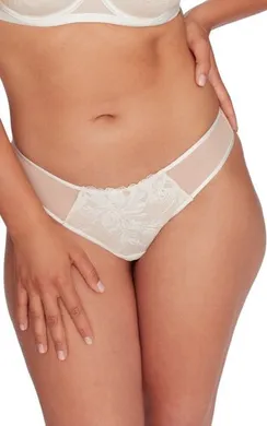 40026 TRINNY/00X Трусы стринги