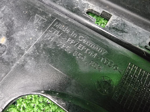 Накладка порога правая Porsche Cayenne 958 (10-18)