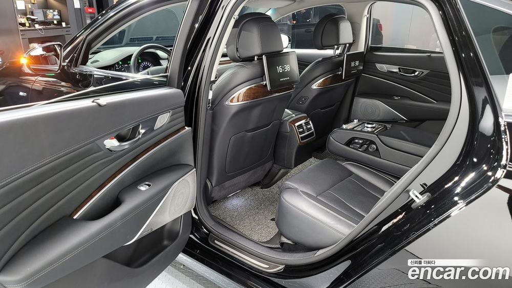 Kia The K9 (Quoris/K900) 3.3 GDI AWD (01.2020)