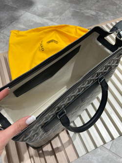 Портфель Goyard