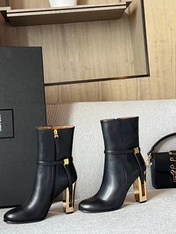 Fendi Delfina Ankle Boots