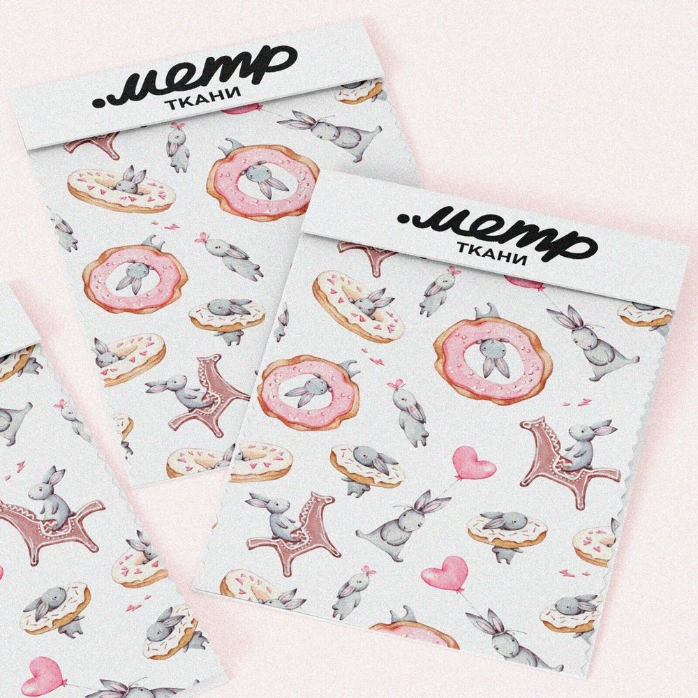 Ткань флис зайцы с надувными кругами