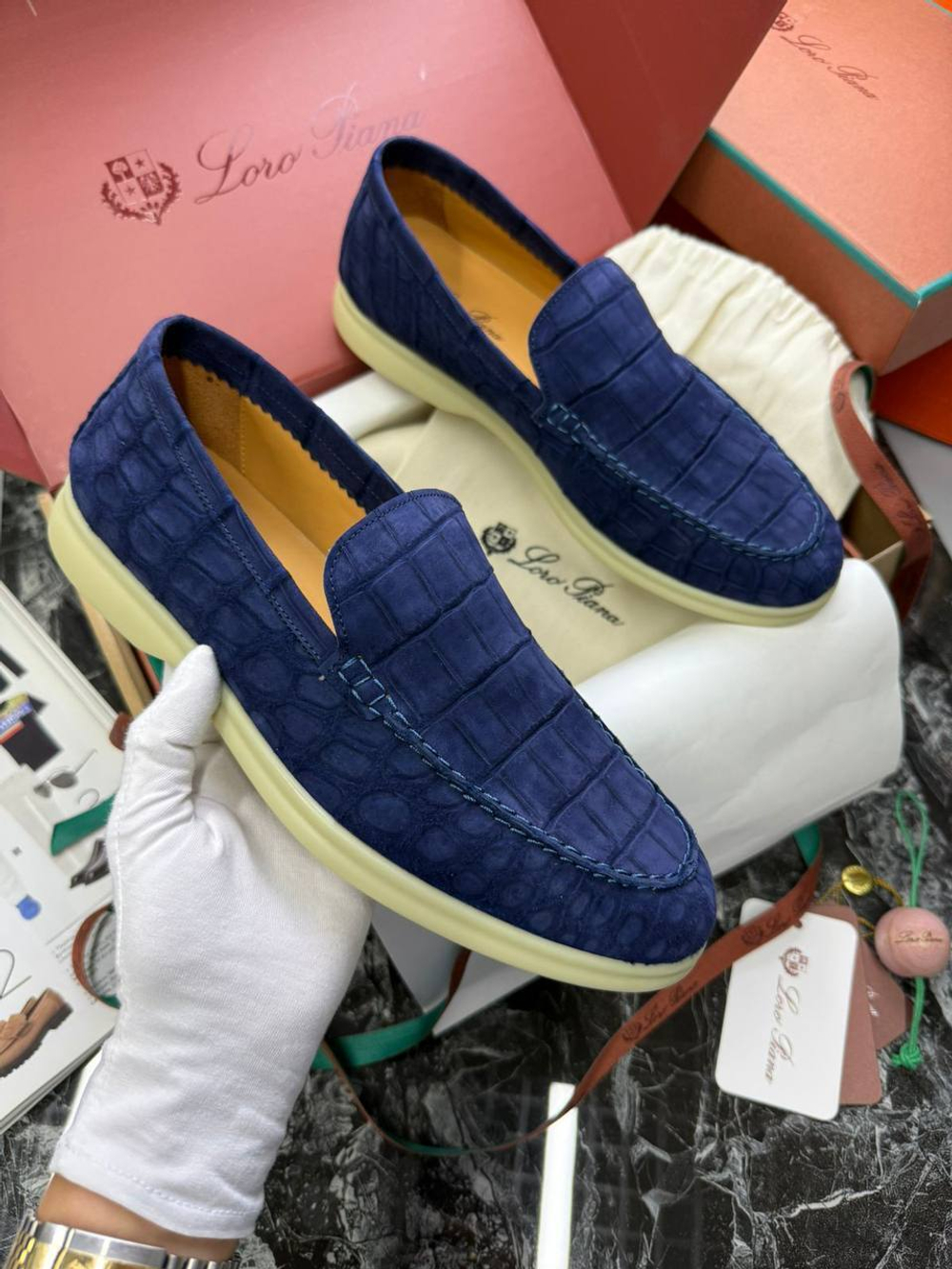 Лоферы Loro Piana кожи крокодила