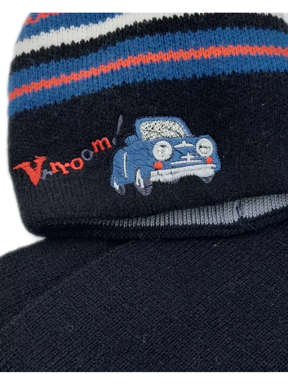 Детская шапка с шарфом для мальчика на весну и осень.