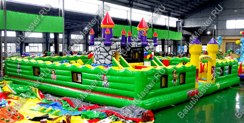 Большой надувной батут "Средневековье" 12*12*5 м