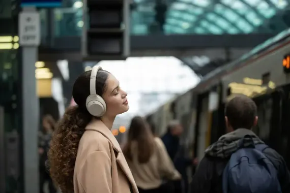 Sony WH-1000XM4 Silver