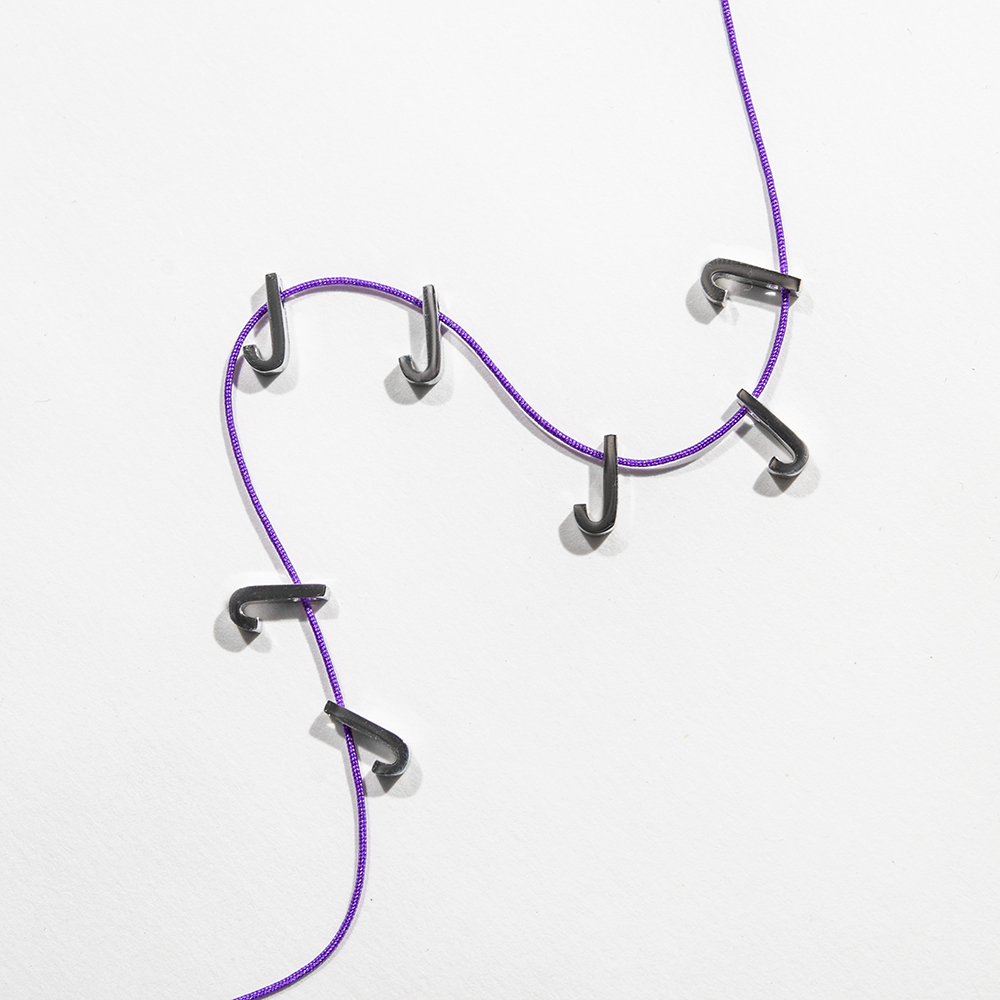 Подвеска в форме буквы "J", 8мм, сталь без покрытия