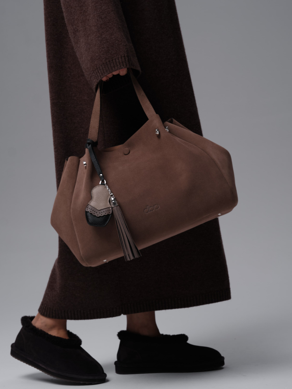 Замшевая сумка Vasilisa DBR 31210 серо-коричневый/велюр