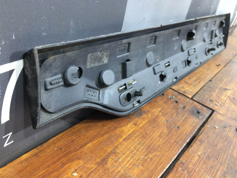 Накладка двери задней правой Volvo XC90 2 14-19 Б/У Оригинал 31448432