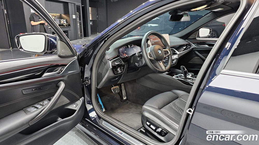 BMW 5 Series (G30) (04.2023)