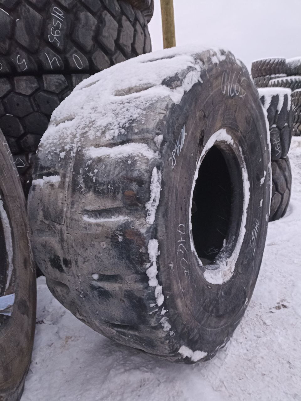 35/65R33 Bridgestone VSDL шина б/у