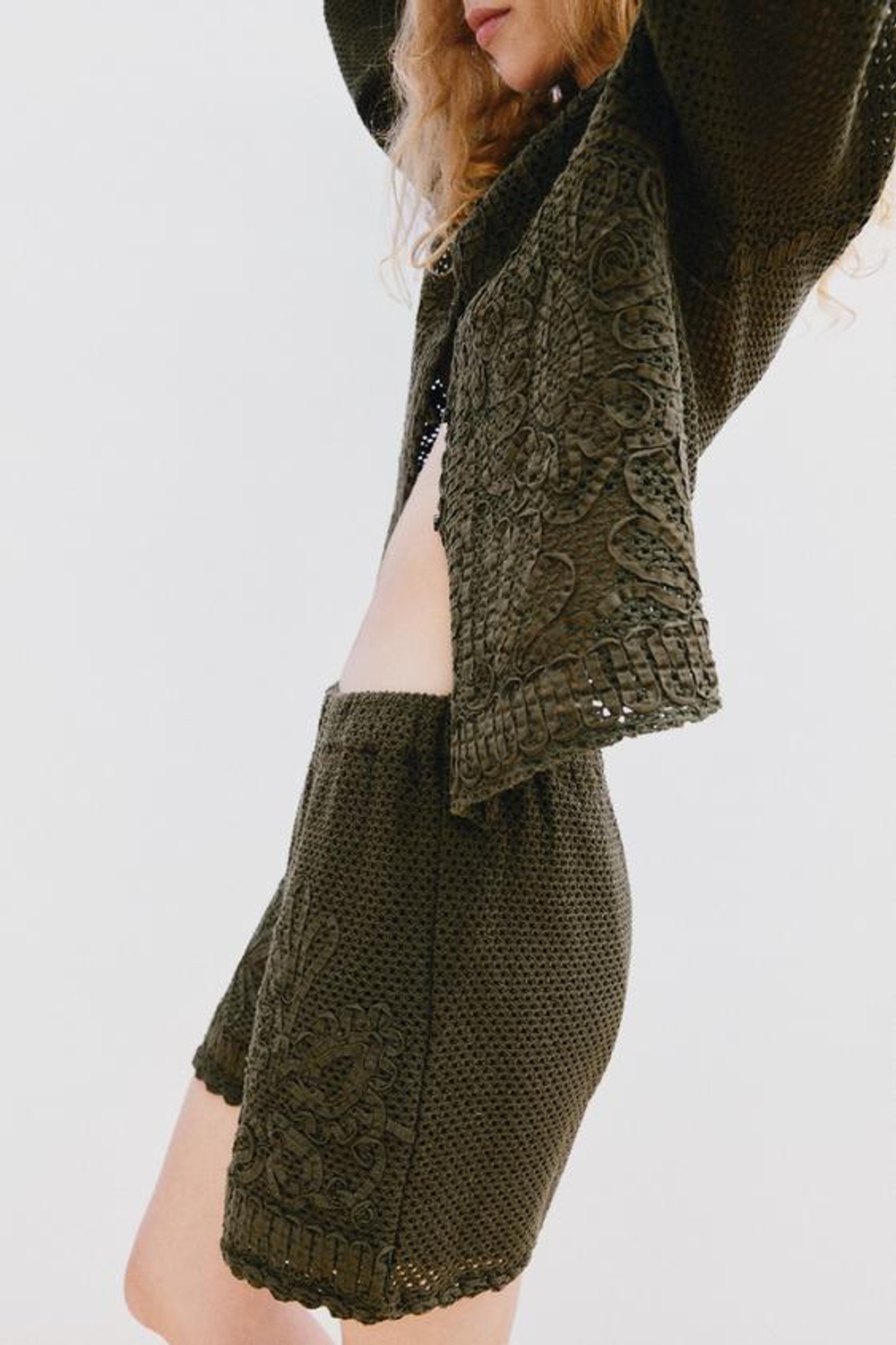 ZARA КОМБИНИРОВАННЫЕ ШОРТЫ КРЮЧКОМ, ХАКИ
