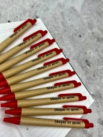 Набор бумажных ручек надписями