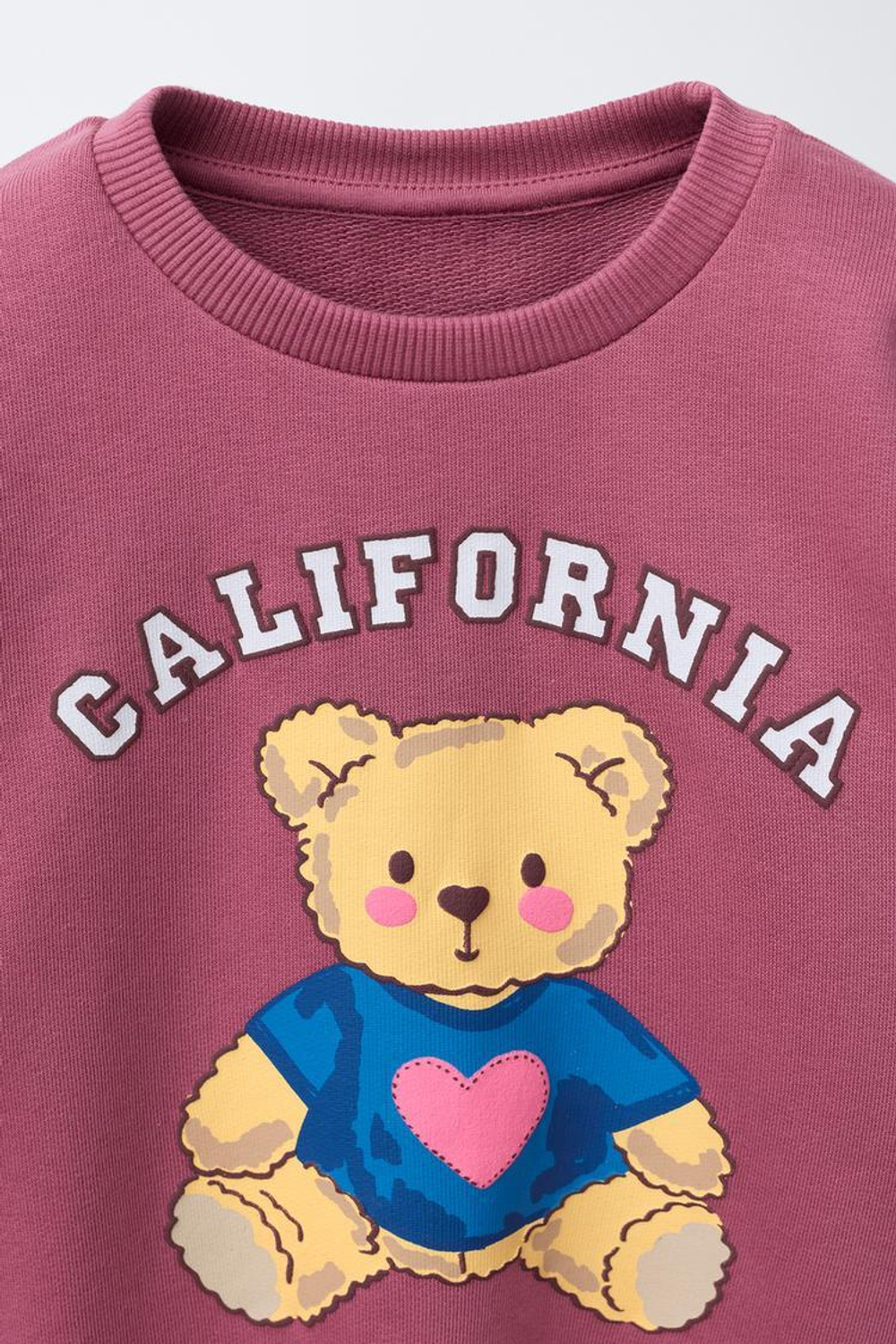 ZARA ТОЛСТОВКА С РЕЛЬЕФНЫМ ПРИНТОМ, МАЛИНОВЫЙ