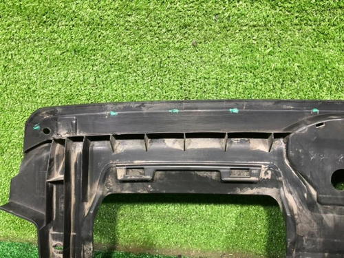 Кожух замка капота Audi Q7 2 (2015-2019)