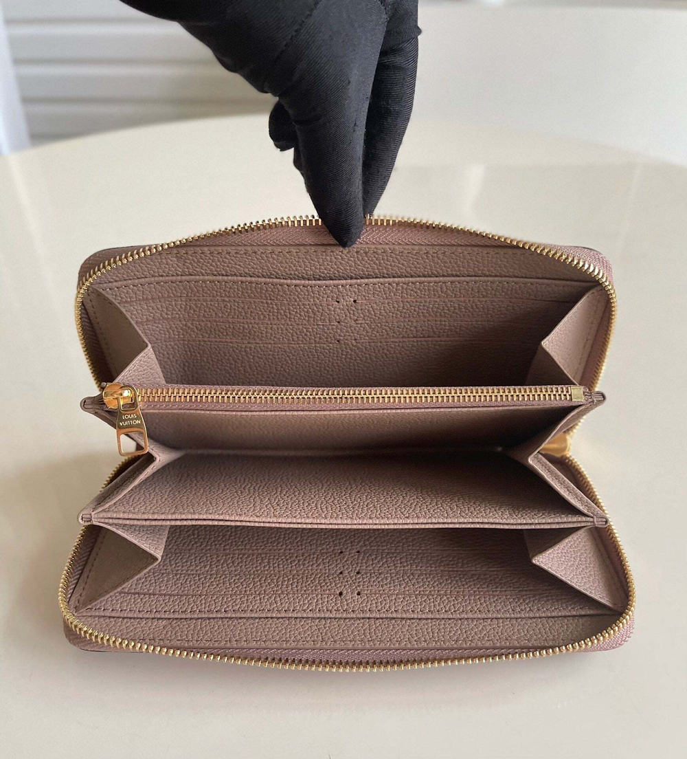 Louis Vuitton Zippy Wallet