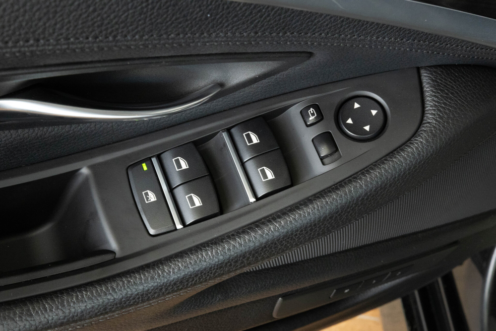 BMW 5-Series, 2011 год