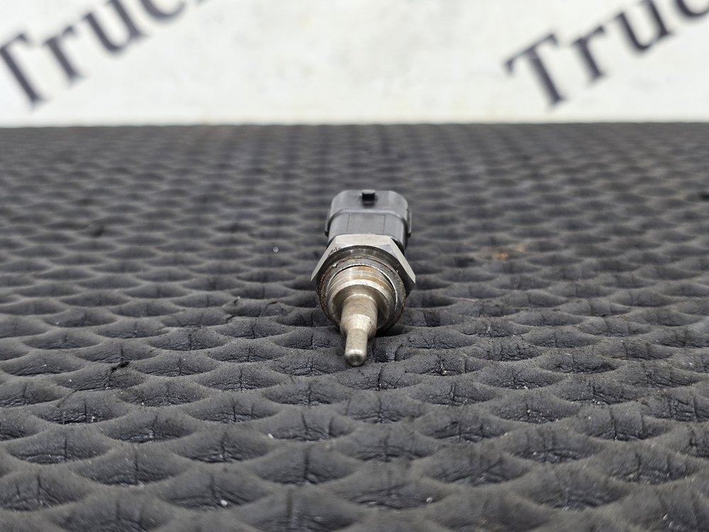 Датчик температуры охлаждающей жидкости 2018г