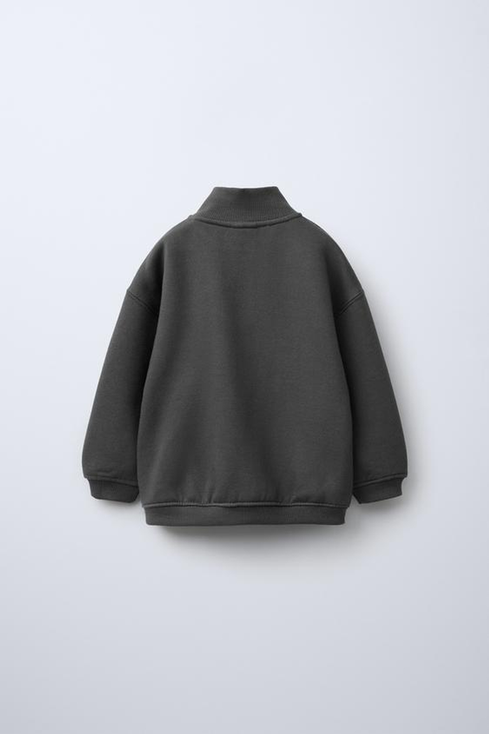 ZARA ТОЛСТОВКА С МОЛНИЕЙ И НАКЛАДНЫМ КАРМАНОМ, АНТРАЦИТОВО-СЕРЫЙ