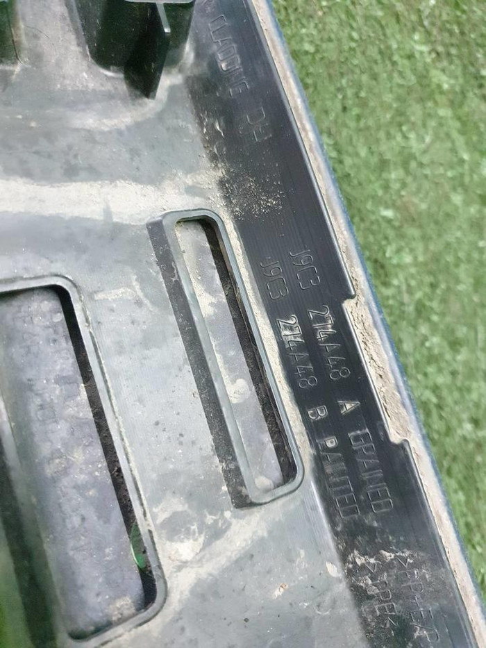 Накладка двери задняя правая Jaguar E-PACE (2017-н.в.)