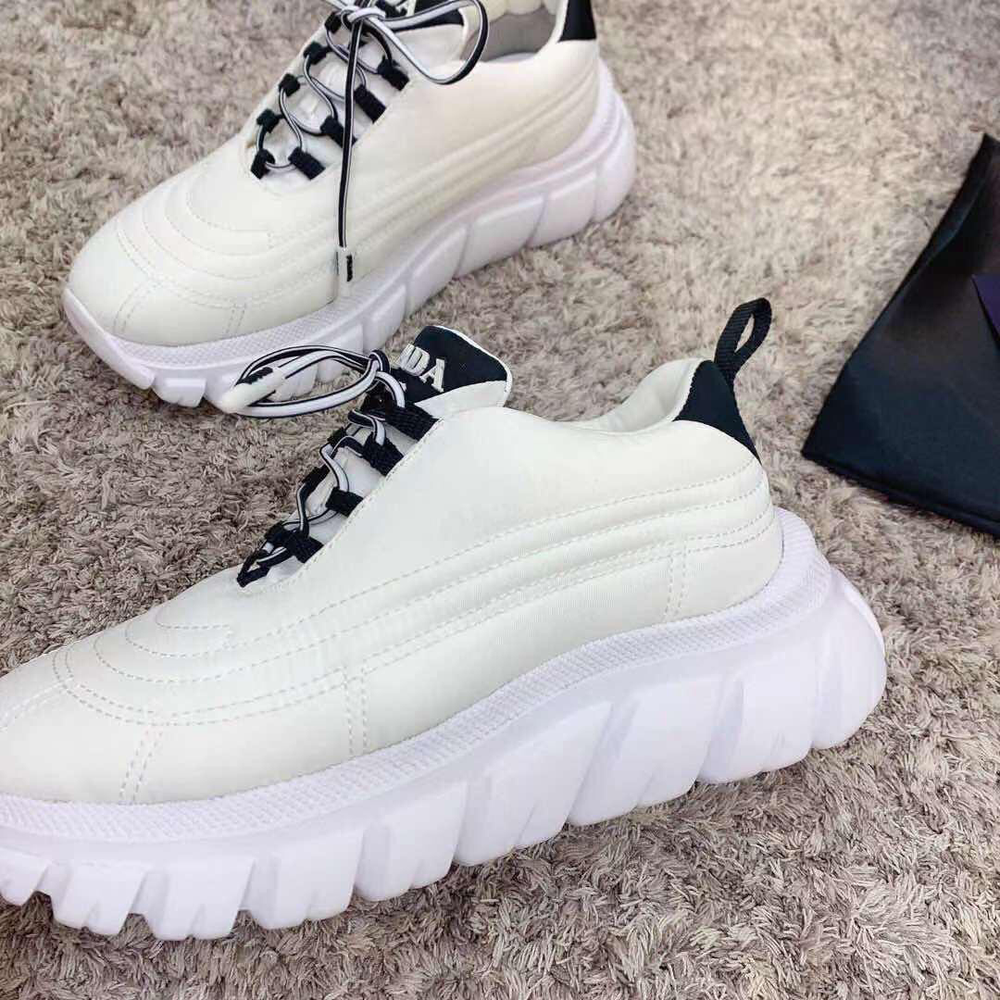 Кроссовки Prada