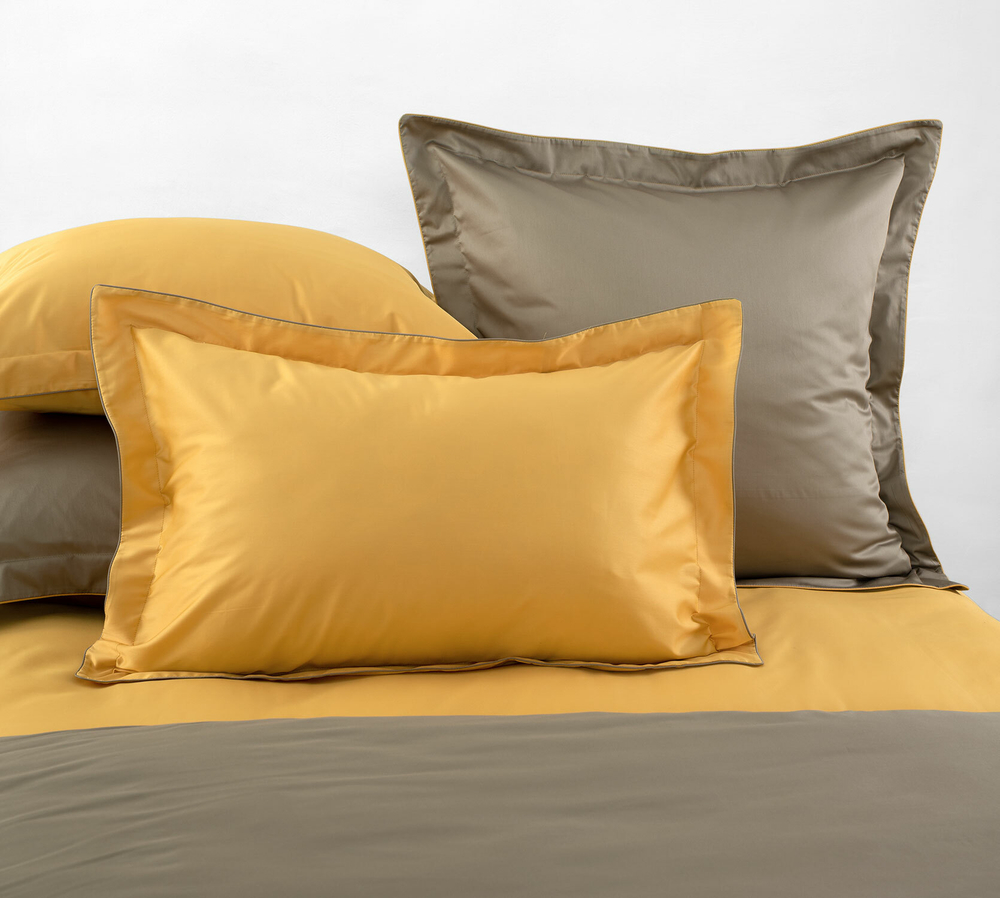 Постельное белье из гладкокрашенного сатина 2,0 спальный с Евро размер Солнечный берег