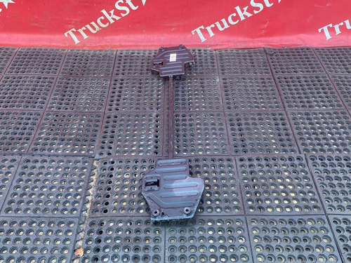 Кронштейн спальника нижнего