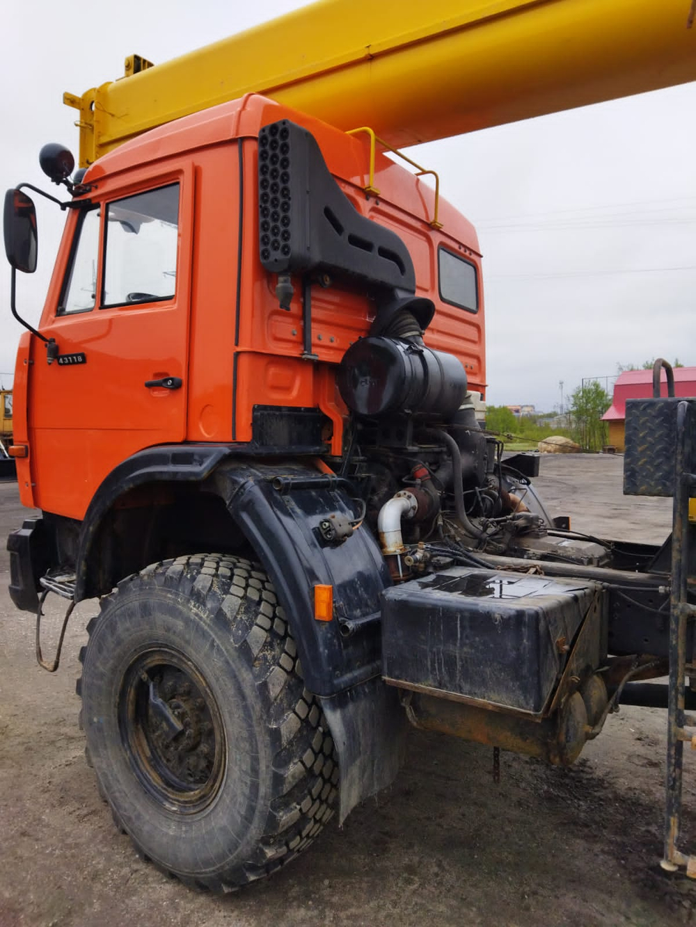 ИМЗ Автокран КС-45717К* на шасси КамАЗ 43118 6x6 Автокран КС-45717К-3Р (Дизельный, 11,8 л, 300 л.с.,