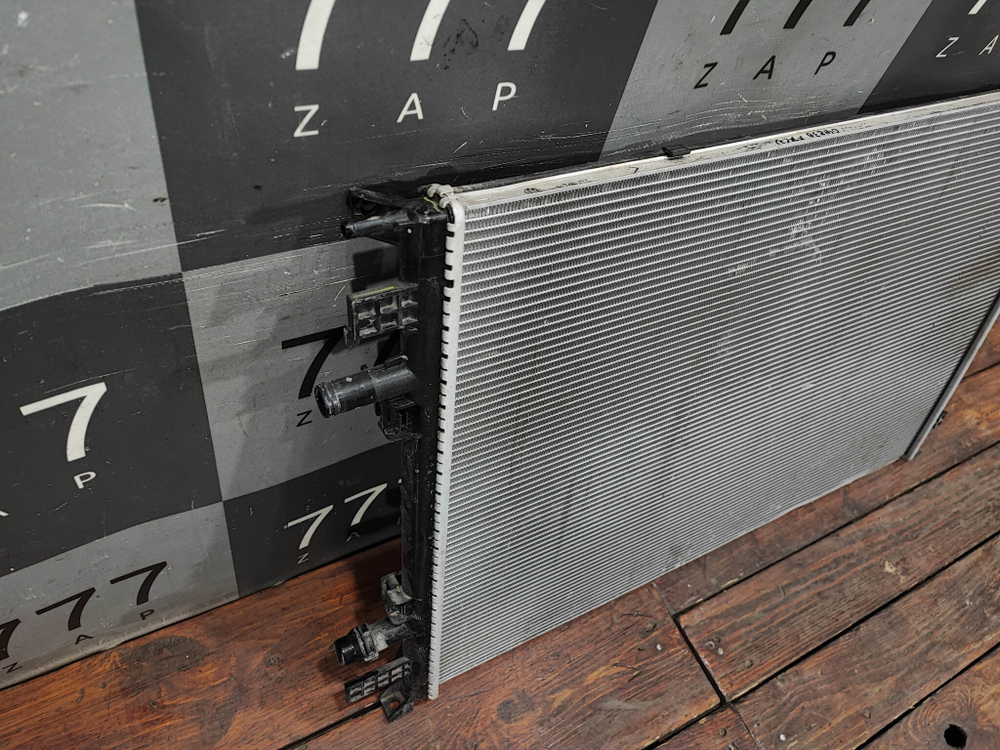 Радиатор низкотемпературный Haval F7 2 24-нв Б/У Оригинал 2127420XGW01A