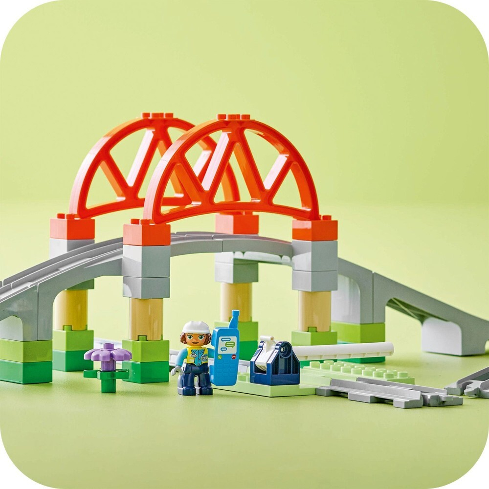 LEGO DUPLO Town / Мост и железнодорожные пути / набор расширения 10426