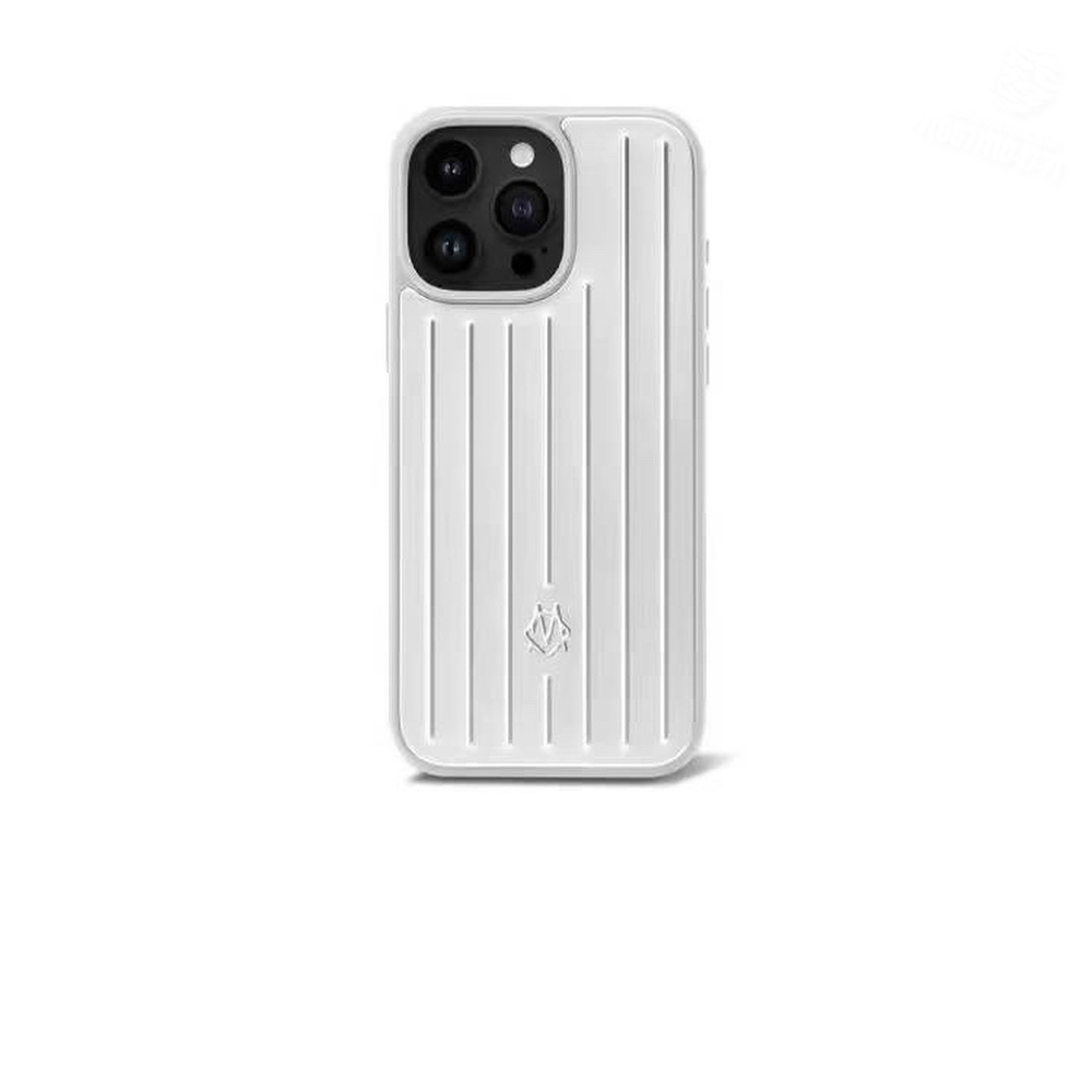Чехол на iPhone 16 Pro/Max