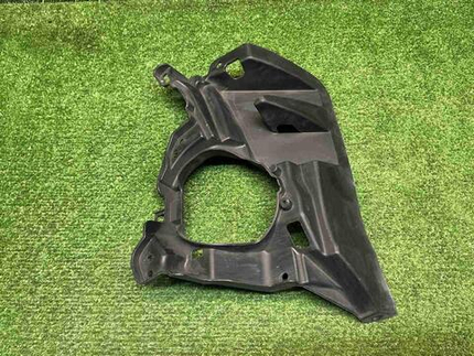 Кронштейн ПТФ левый Toyota Highlander 3 U50 16-19