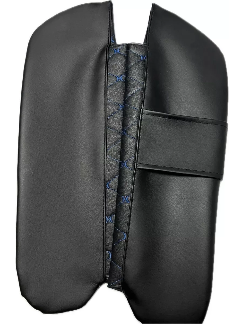 Чехлы на козырьки Волга 3110, 31105(синяя нить Бабочка)