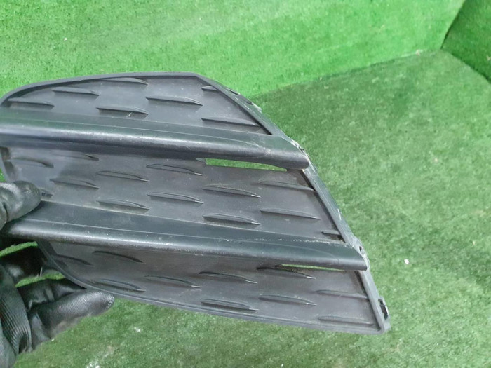 Решетка переднего бампера левая Mercedes A W177 (2018-2022) AMG