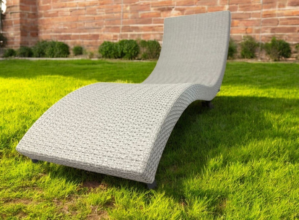 Шезлонг-лежак плетеный ReeHouse Tama, белый люкс