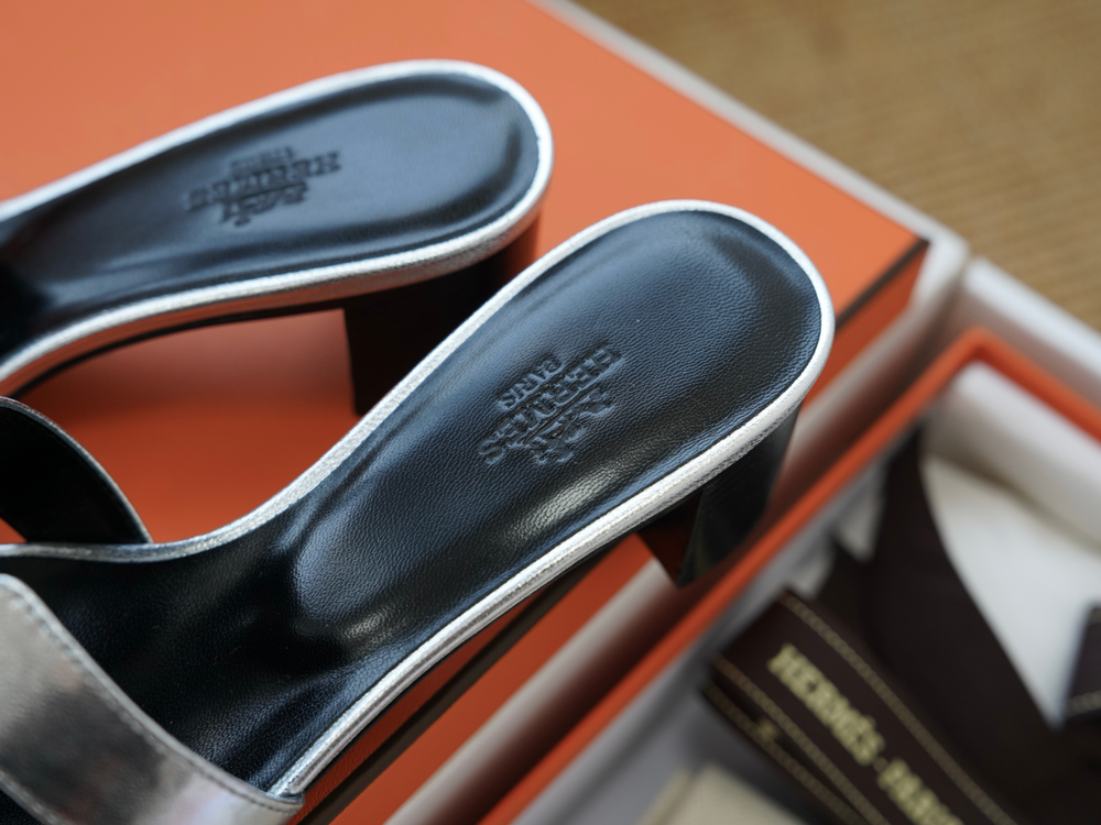 Мюли из натуральной кожи