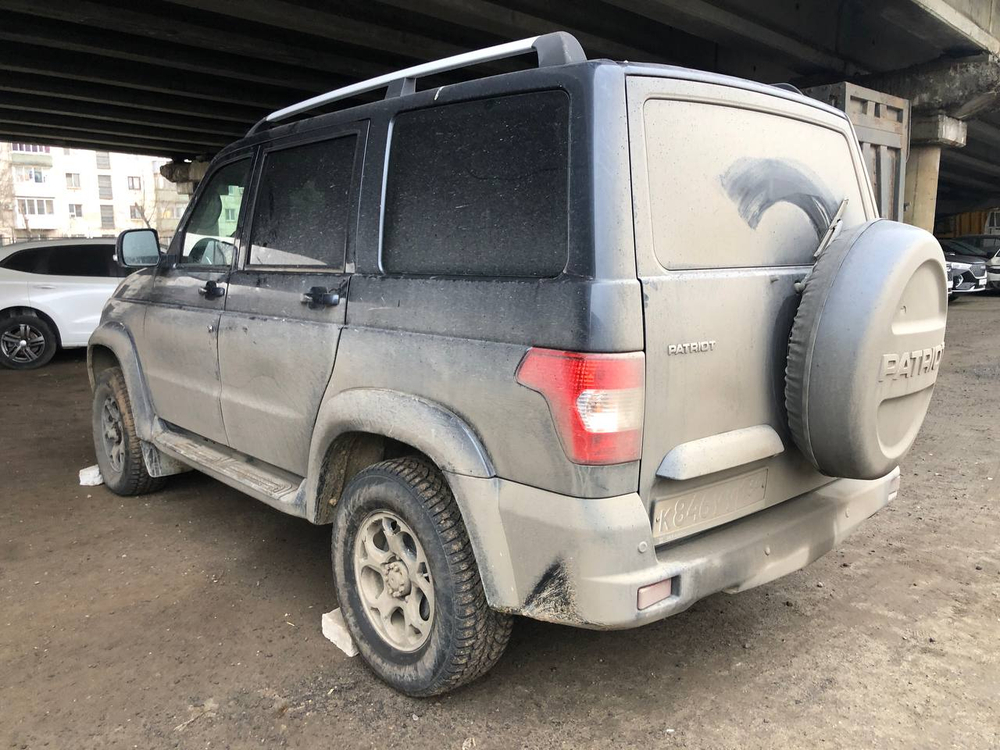 UAZ PATRIOT Base Limited 2.7 5MT