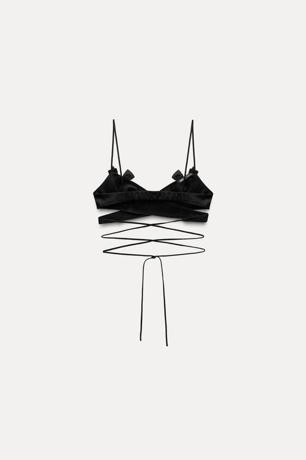 ZARA УКОРОЧЕННЫЙ ТОП ВНАХЛЕСТ С ЦВЕТОЧНЫМ ПРИНТОМ, ЧЕРНЫЙ