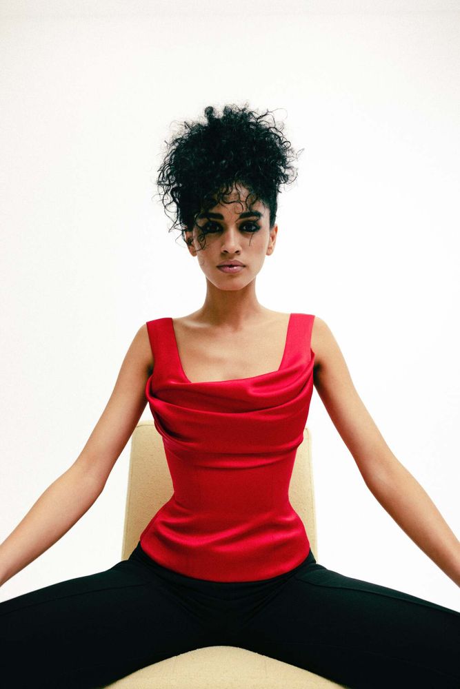 Блуза-топ драпированная из сатина