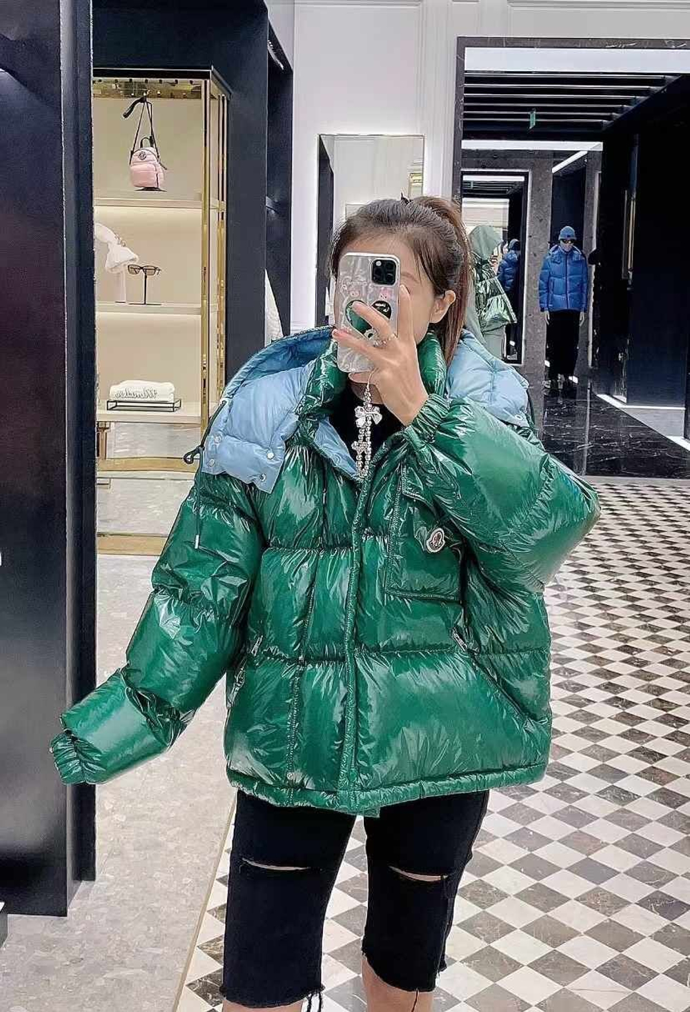 Пуховик Moncler