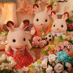 Sylvanian Families - Семья кроликов с шоколадными ушками 5655 / артикул   5655  / GTIN 5054131056554