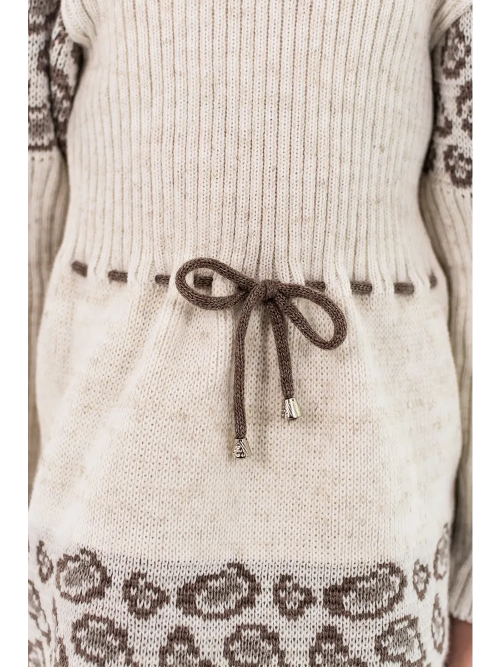 Платье вязаное