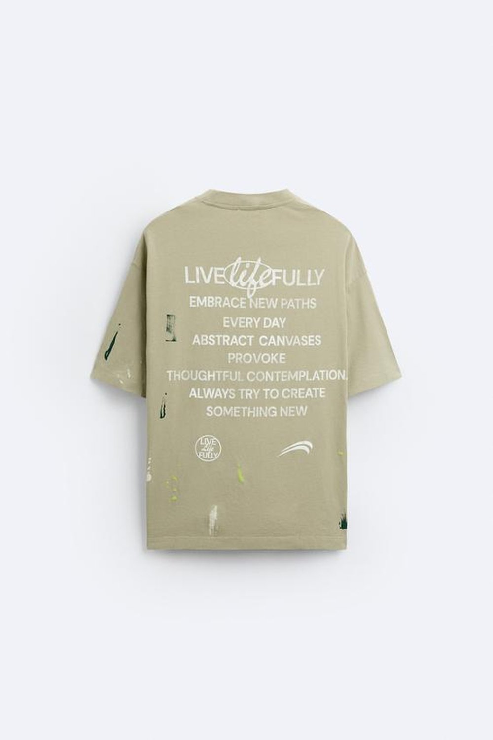 ZARA ФУТБОЛКА С ПРИНТОМ «БРЫЗГИ КРАСКИ» И НАДПИСЯМИ, СВЕТЛЫЙ ХАКИ