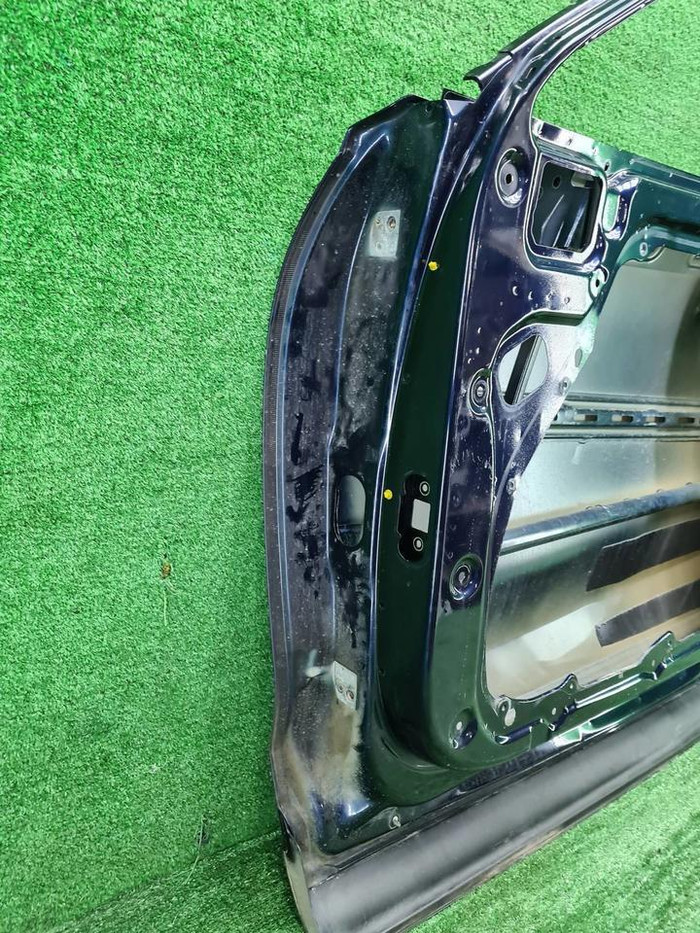 Дверь передняя правая Genesis GV70 (2020-н.в.)