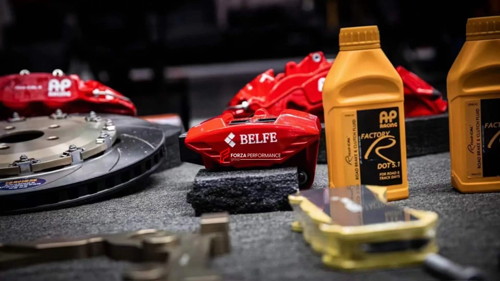 УСИЛЕННАЯ ТОРМОЗНАЯ СИСТЕМА ДЛЯ ZEEKR 001 Зикр