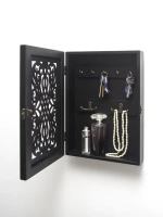 Ключница настенная в прихожую закрытая