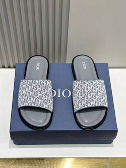 Шлепанцы Dior