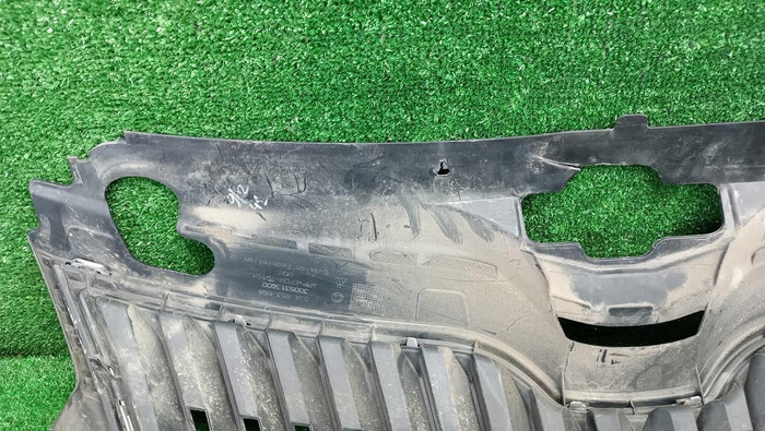 Решетка радиатора Skoda Rapid 1 (2012-2020)