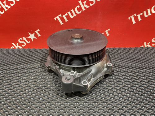 Насос водяной (помпа) 2018г